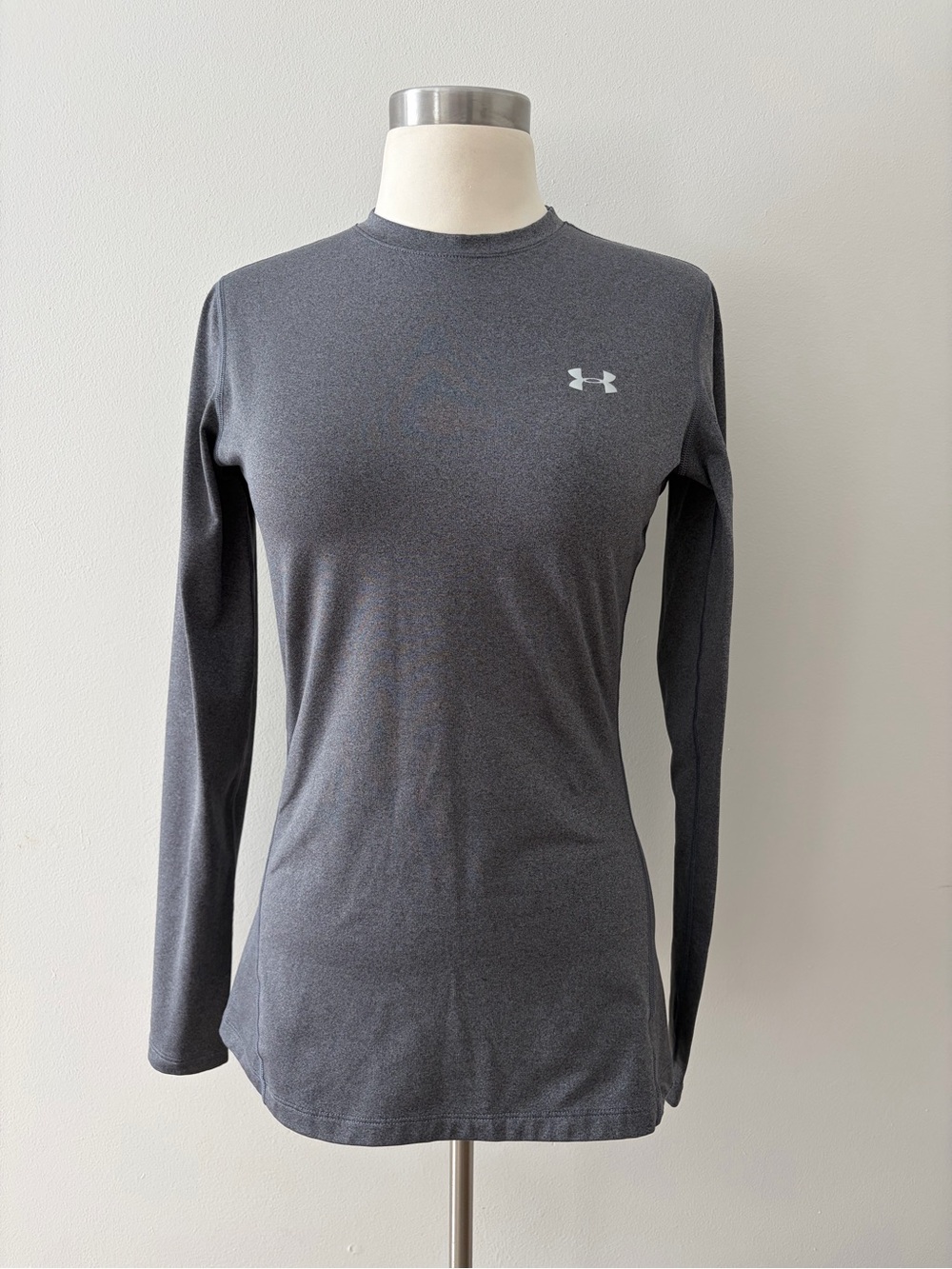 Under Armour ColdGear Women Long Sleeve Fitted Crew Tee Charcoal M Winter Layer
